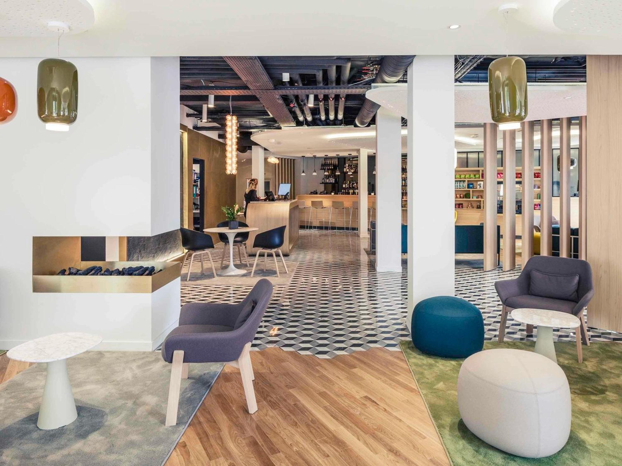 Mercure Nantes Centre Gare Exteriör bild